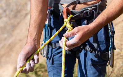 Cómo escoger tu arnés de escalada