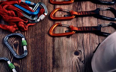 Material necesario para la escalada deportiva
